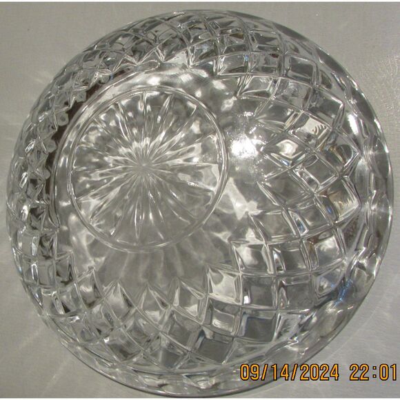 VINTAGE CRYSTAL-CLEAR Glass Ashtray Barware Retro Diamond Patteren - Picture 3 of 4